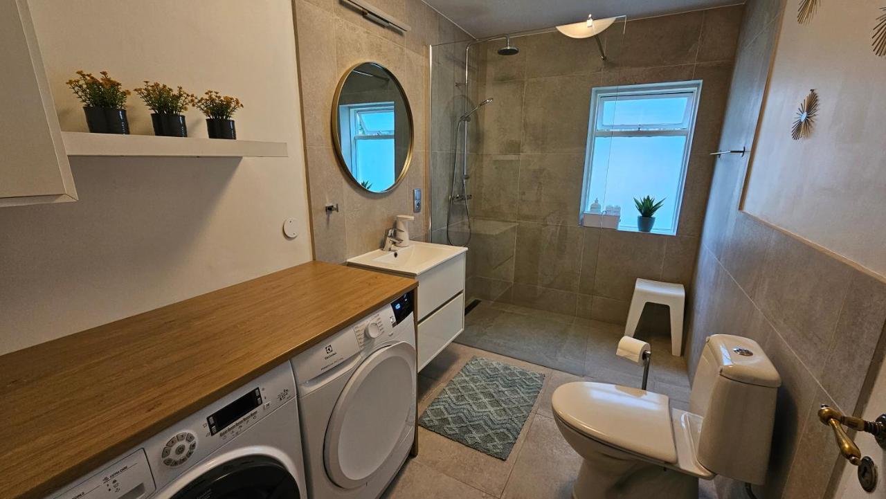 B&B Rooms Husavik 3 Zewnętrze zdjęcie